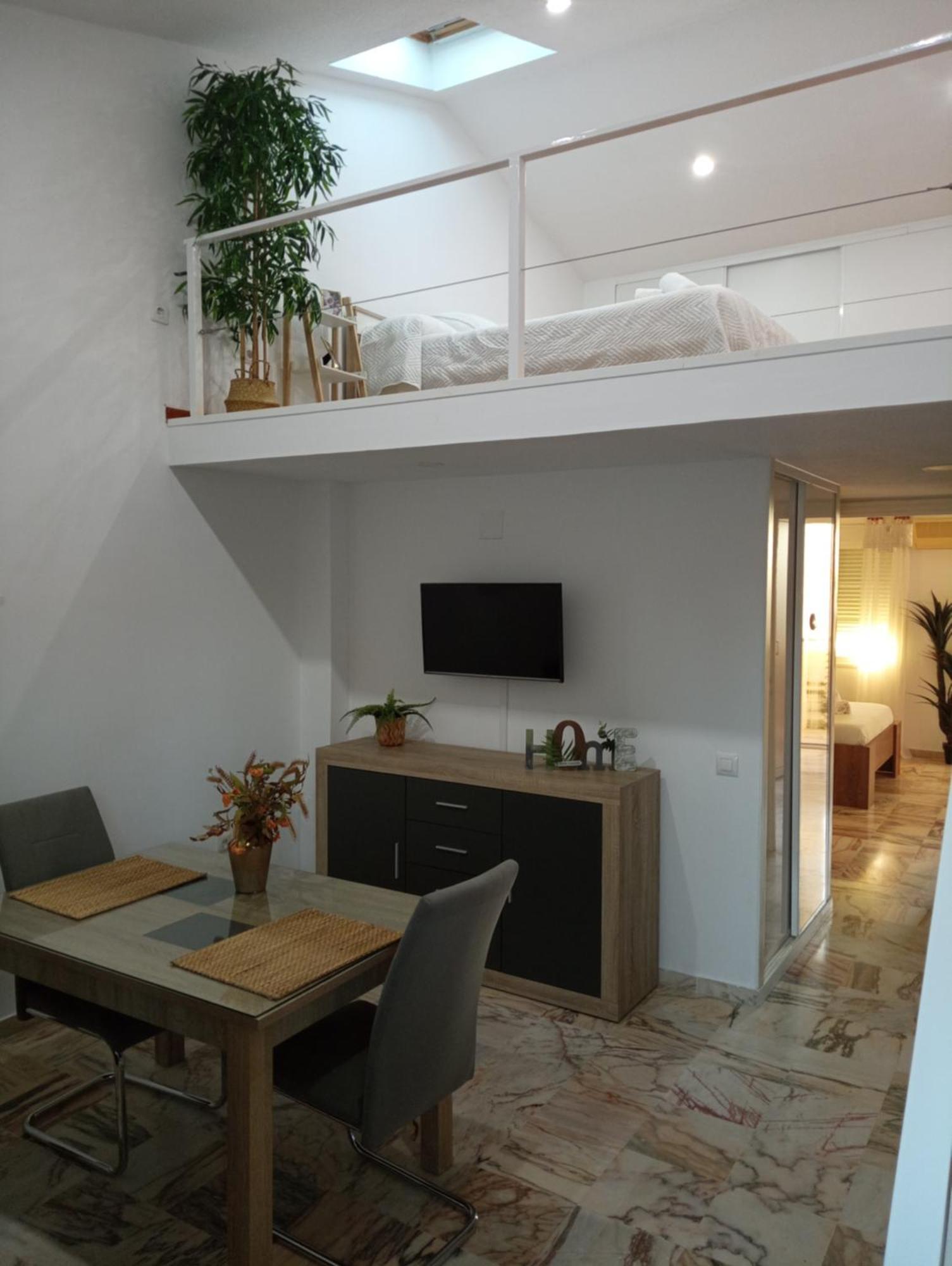Sevilla Brisas Vip One Valencina De La Concepcion Extérieur photo